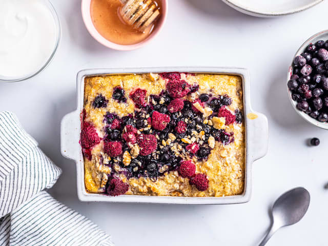 Bakt havregrøt med bær