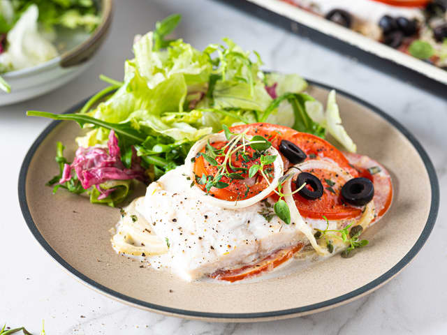 Ovnsbakt sei med grønnsaker