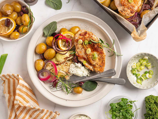 Ovnsbakt kyllingbryst med perlepoteter