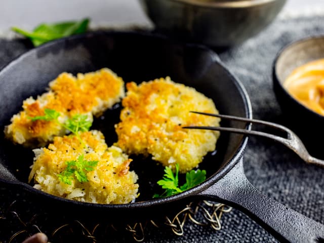 Sprøstekte torsketunger med chilimajones