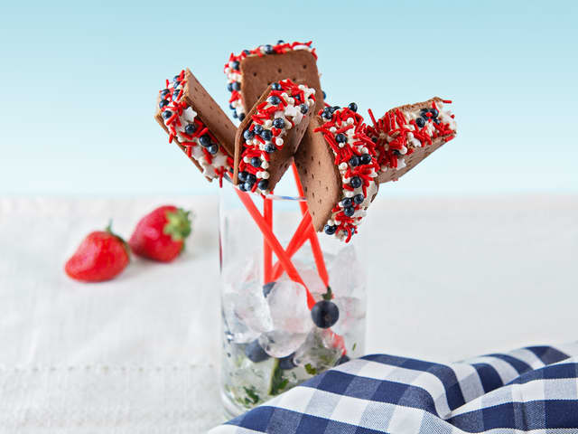 Sandwich iskrem på pinne