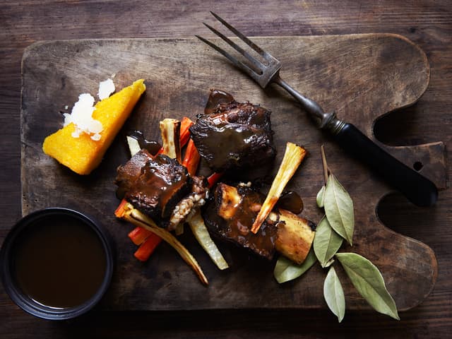 Rødvinsbraisert bibringe