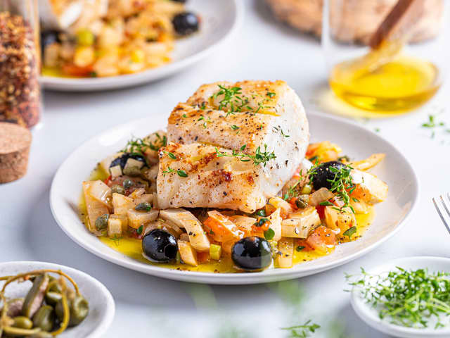 Torsk med middelhavsgrønnsaker