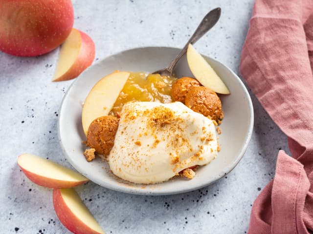 Dessert med mascarponekrem og kjeks