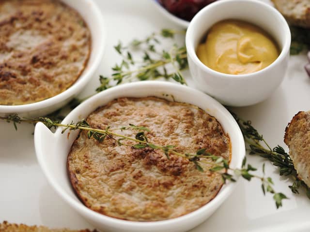 Lun forrett med reinsdyrskav