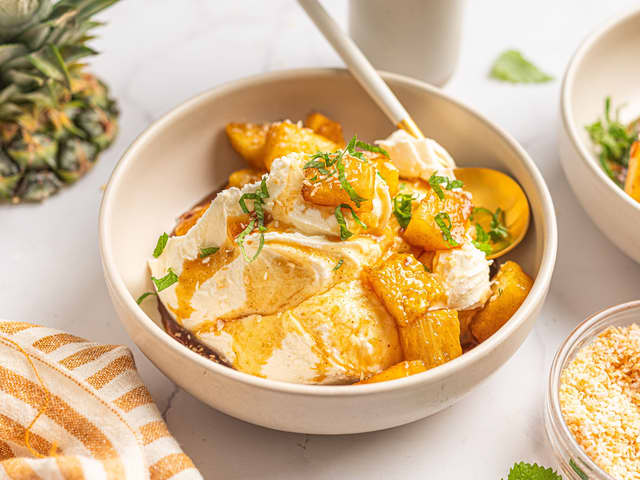 Mascarponekrem med glasert ananas