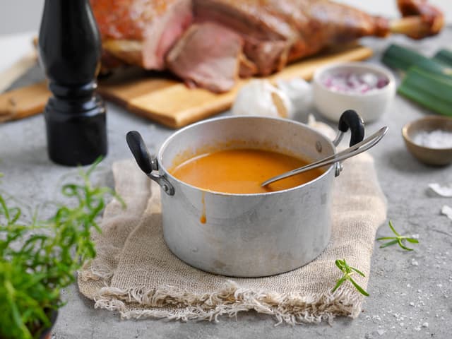 Hjemmelaget fløtesaus