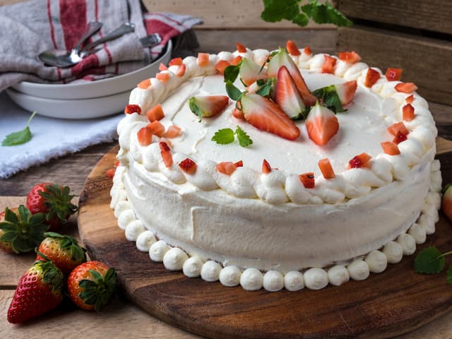 Bløtkake med jordbær