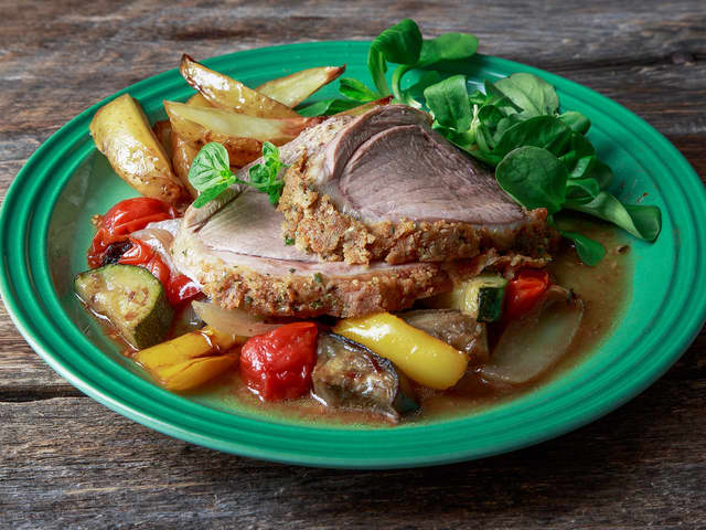 Saftig lammelår med middelhavssmak