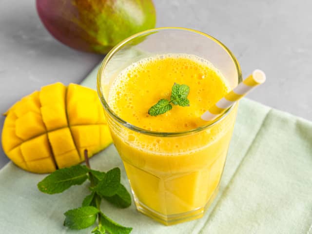 Mango lassi