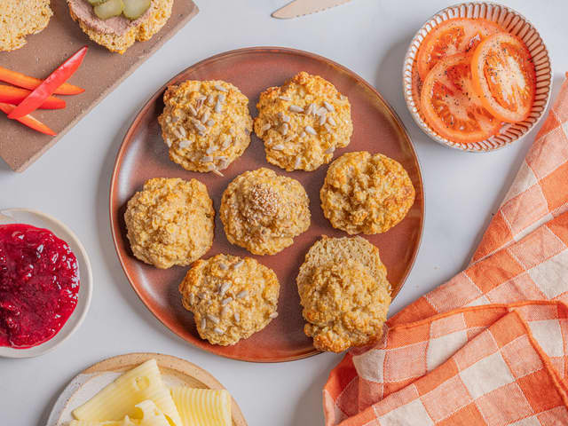 Eltefrie rundstykker uten gluten, melk og egg