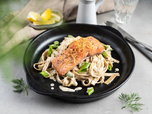 Kremet  pasta med ørret