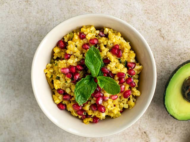 Blomkålris med curry og kokos