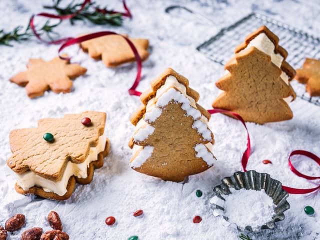 Pepperkake-sandwich med iskrem