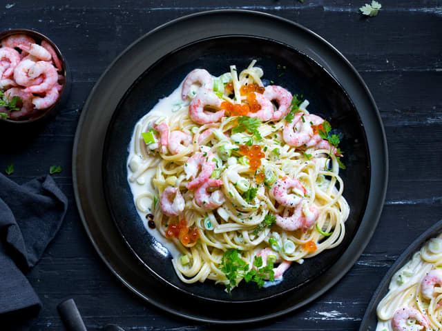Pasta med reker i kremet saus