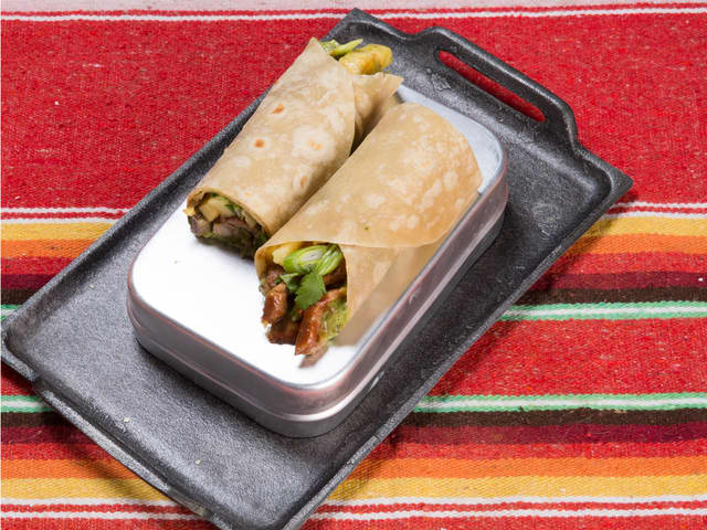 Taco med svinekjøtt og ananas