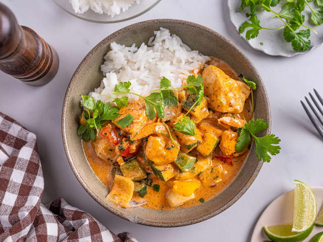 Fiskewok med red curry