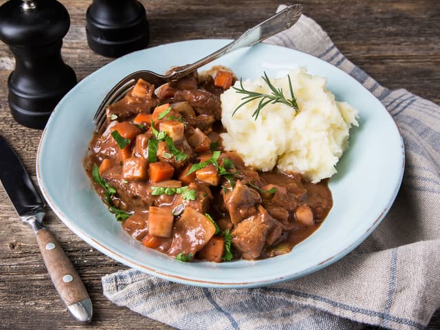 Lammegryte med rotgrønnsaker