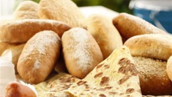 Hjemmelagde hamburger- og pølsebrød Hjemmelagde hamburger- og pølsebrød