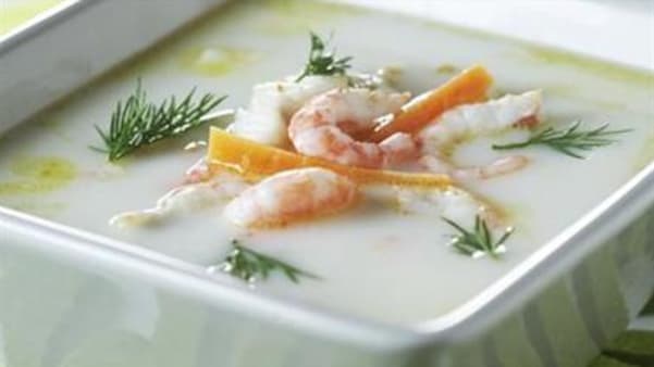 Fiskesuppe med reker Fiskesuppe med reker