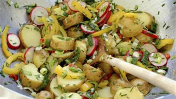 Asiatisk potetsalat Asiatisk potetsalat