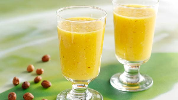 Smoothie med gul paprika og ananas Smoothie med gul paprika og ananas
