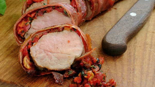 Innbakt svinefilet med soltørkede tomater Innbakt svinefilet med soltørkede tomater