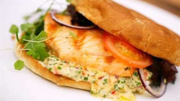 Grillet lakseburger Grillet lakseburger