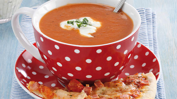 Knallgod tomatsuppe med slice Knallgod tomatsuppe med slice