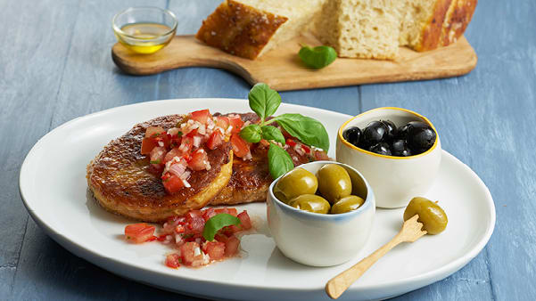 Italienskinspirert fiskeburger med Focaccia Italienskinspirert fiskeburger med Focaccia