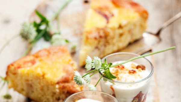 eplekake med eggedosis eplekake med eggedosis