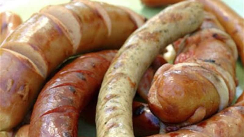 Hjemmelagde urøkt bratwurst