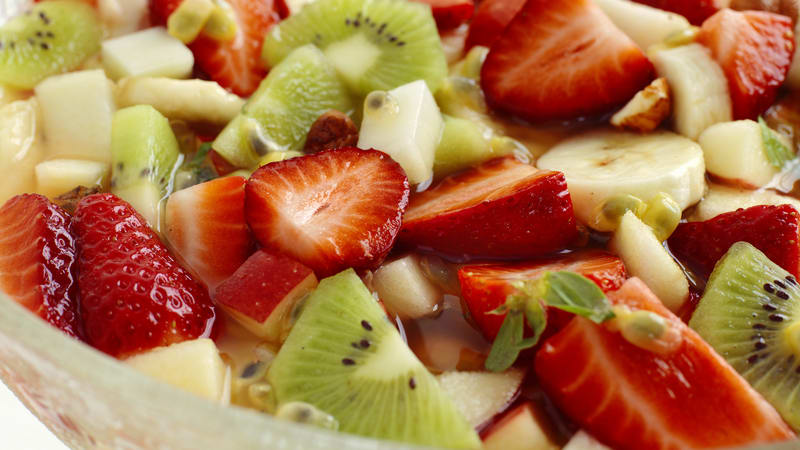 Fruktsalat med melon, kiwi og jordbær