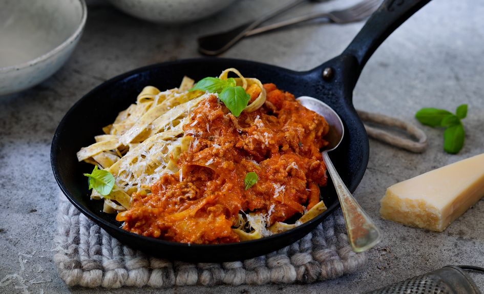 Pasta med kjøttsaus Pasta med kjøttsaus