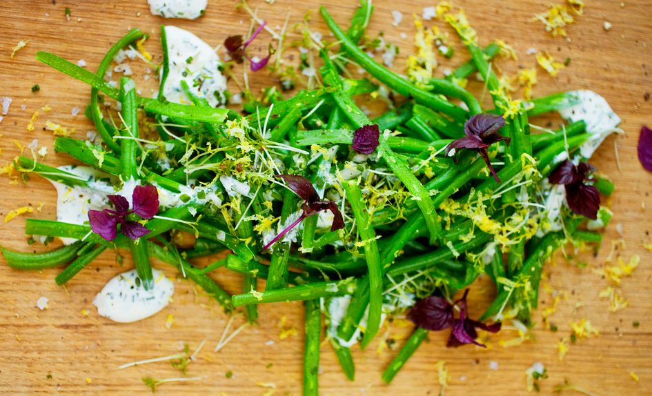 Aspargesbønnesalat med sitrondressing Aspargesbønnesalat med sitrondressing