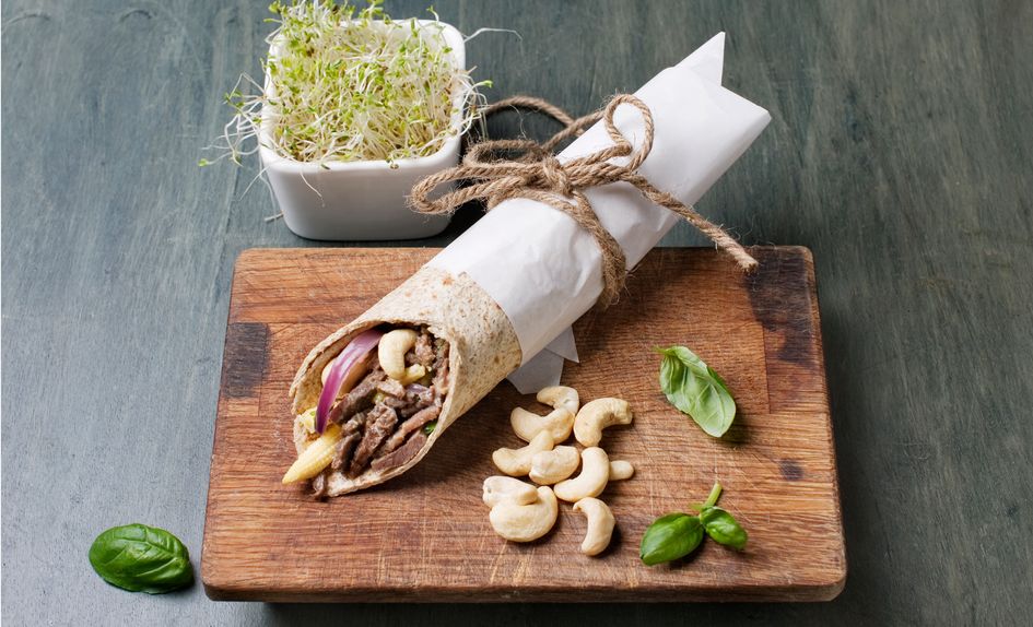Fullkornswrap med reinskav og cashewnøtter Fullkornswrap med reinskav og cashewnøtter