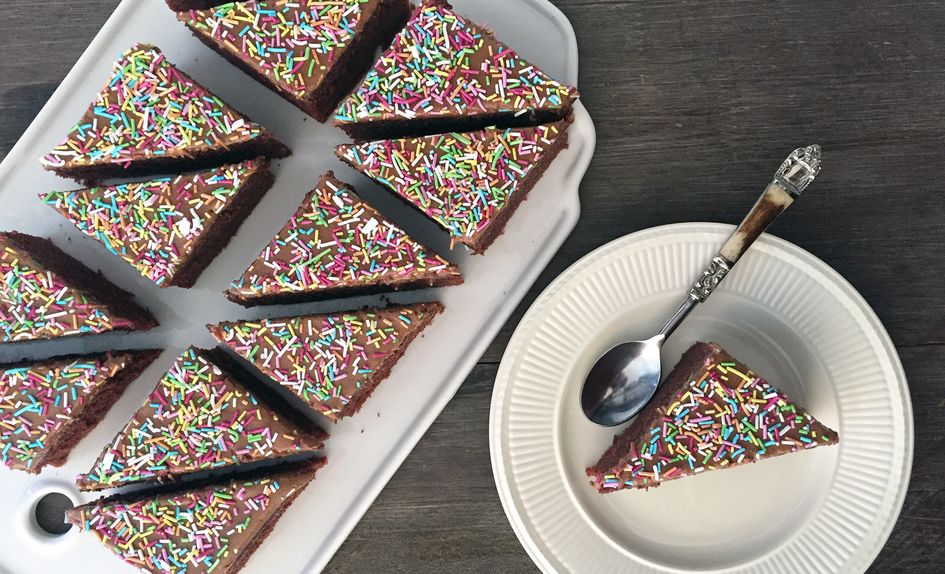 Sjokoladekake i langpanne Sjokoladekake i langpanne