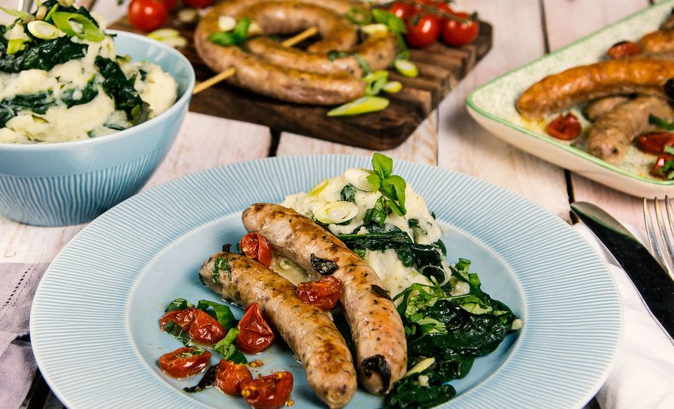 Grov bratwurst med potetmos og spinat Grov bratwurst med potetmos og spinat