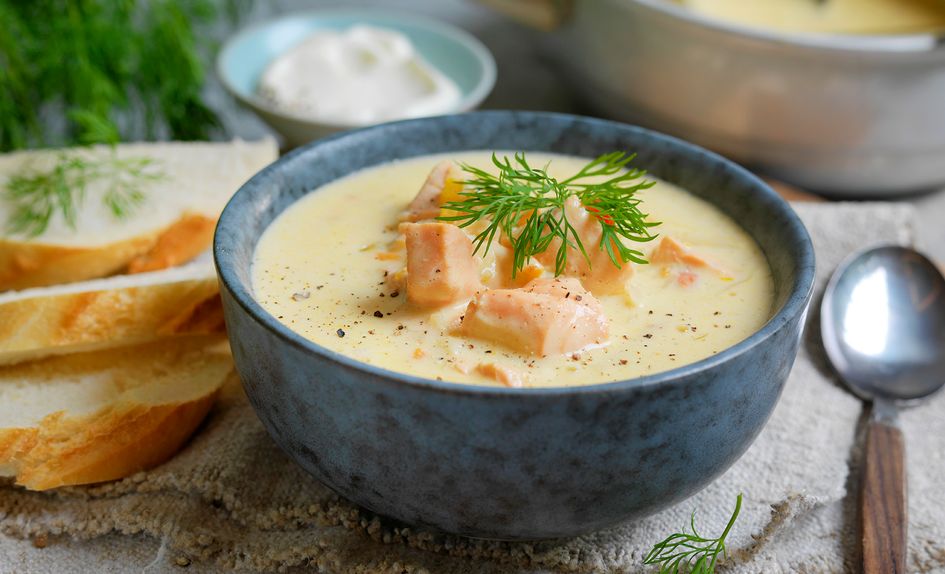 Kremet fiskegryte med laks Kremet fiskegryte med laks