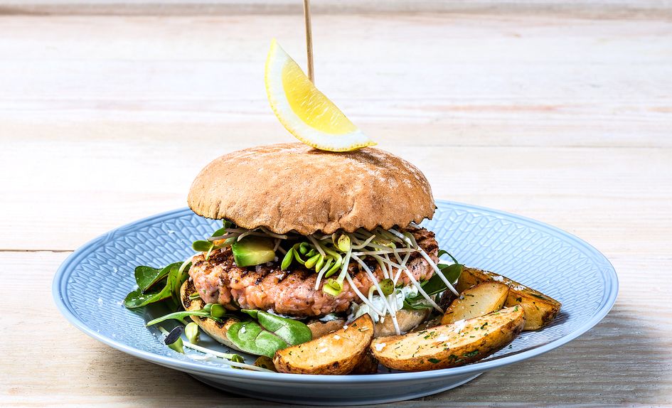 Lakseburger med purre og reker Lakseburger med purre og reker