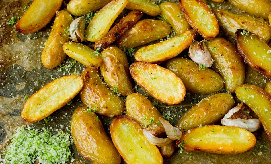 Ovnsstekte mandelpoteter med limesalt Ovnsstekte mandelpoteter med limesalt