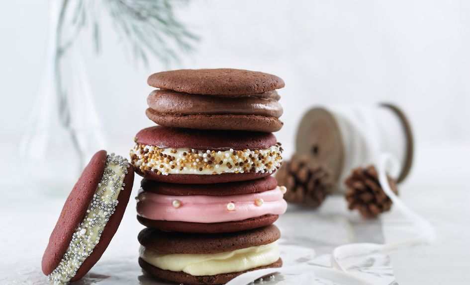 Red Velvet whoopies Red Velvet whoopies