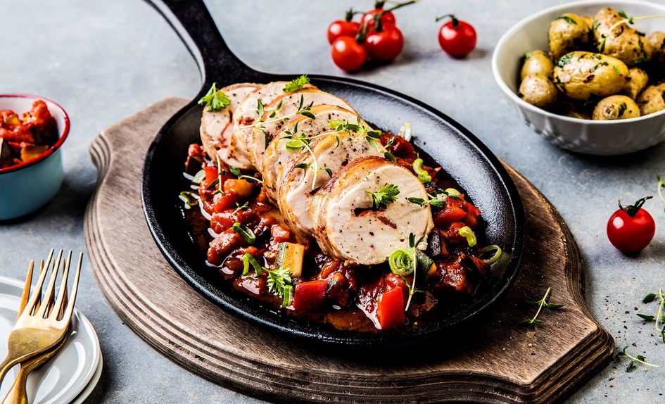 Saftig kyllingbryst med chorizo og Chaumes ost Saftig kyllingbryst med chorizo og Chaumes ost