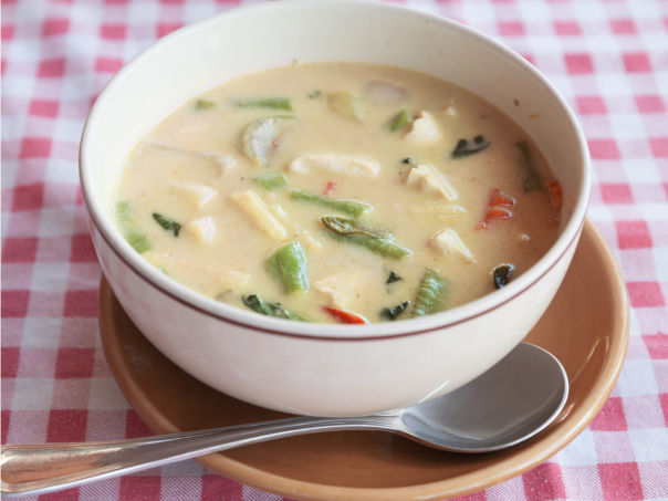 Asiatisk kyllingsuppe Asiatisk kyllingsuppe