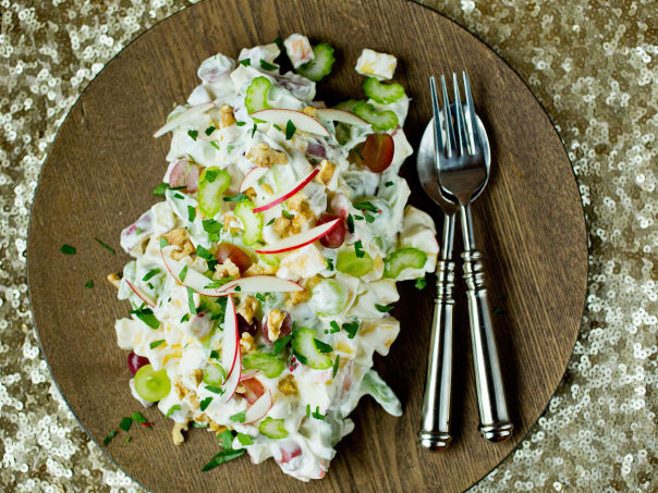 Hjemmelaget waldorfsalat Hjemmelaget waldorfsalat