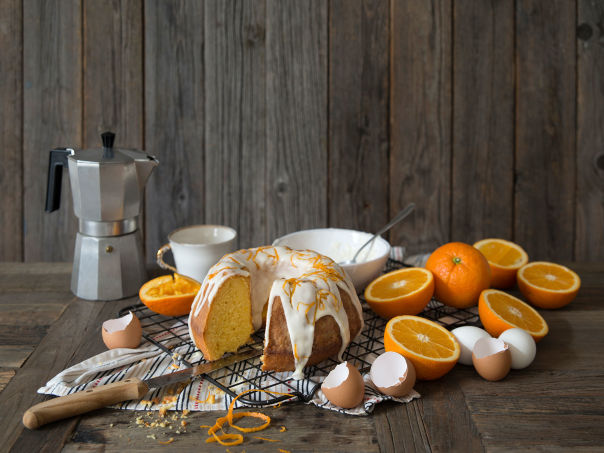 Myk og saftig påskekake med appelsin Myk og saftig påskekake med appelsin