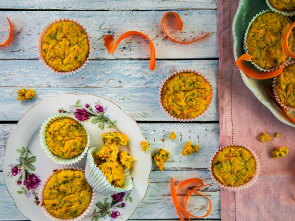 Saftige gulrotmuffins med skinke Saftige gulrotmuffins med skinke
