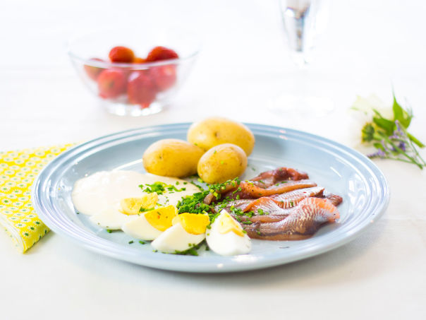 Midtsommertallerken med en norsk vri Midtsommertallerken med en norsk vri