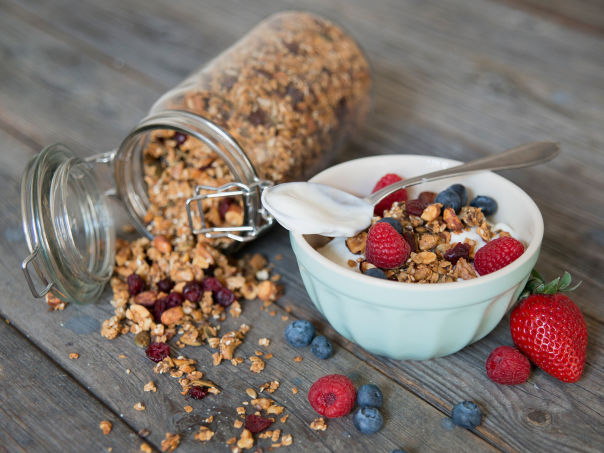 Hjemmelaget granola Hjemmelaget granola