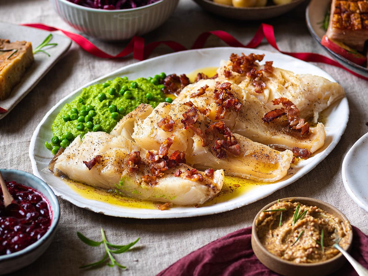 Slik lager du lutefisk med video Oppskrift Meny.no